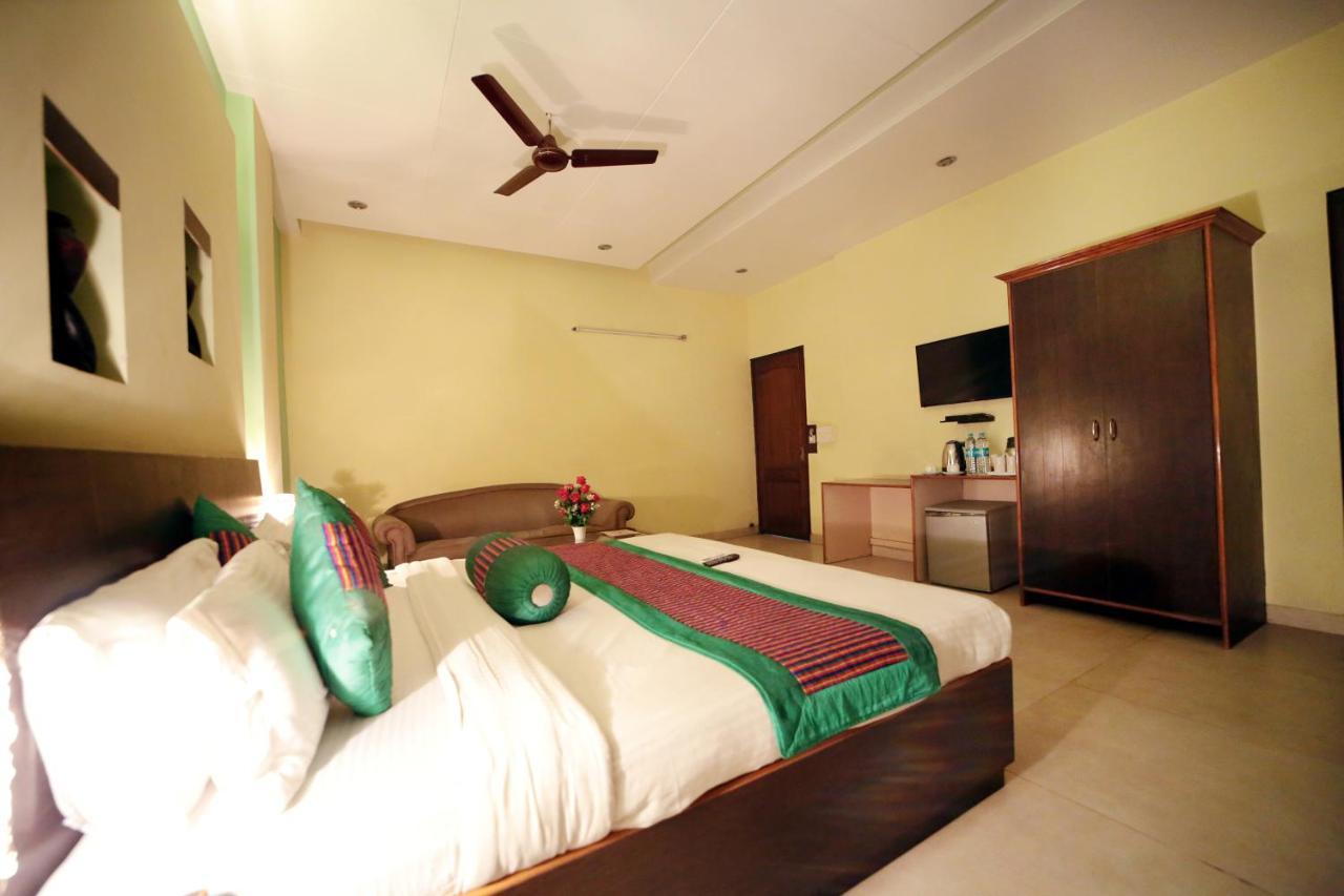 Hotel Blue Bell - Karol Bagh New Delhi Exterior photo